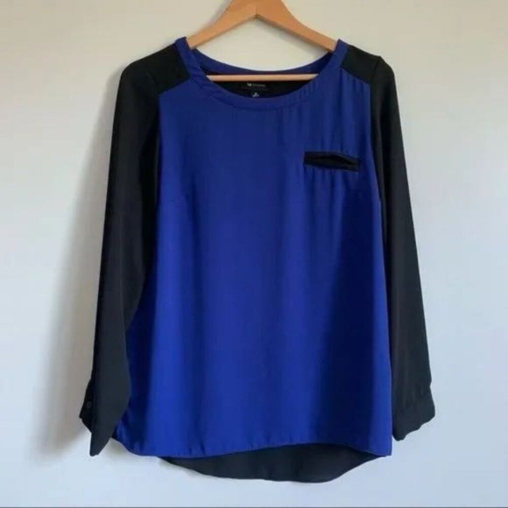 Ab Studio two tone blue black casual blouse new without tag size medium